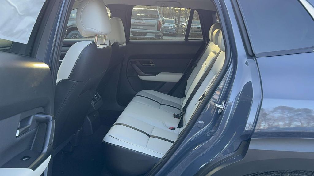 2026 Mazda CX-50 Premium - Photo 14