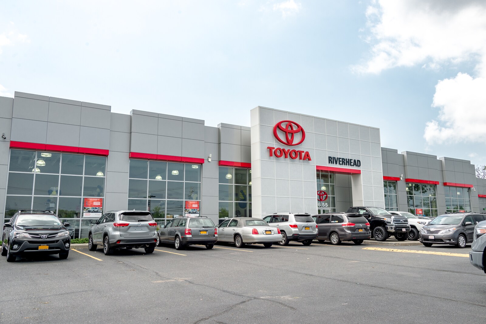 Riverhead Toyota | Concesionario Toyota Nuevo en Riverhead, NY