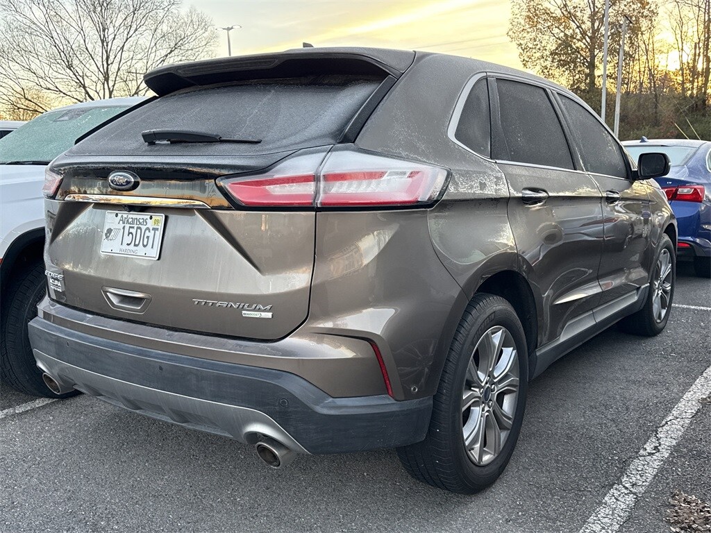 2019 Ford Edge Titanium photo 3