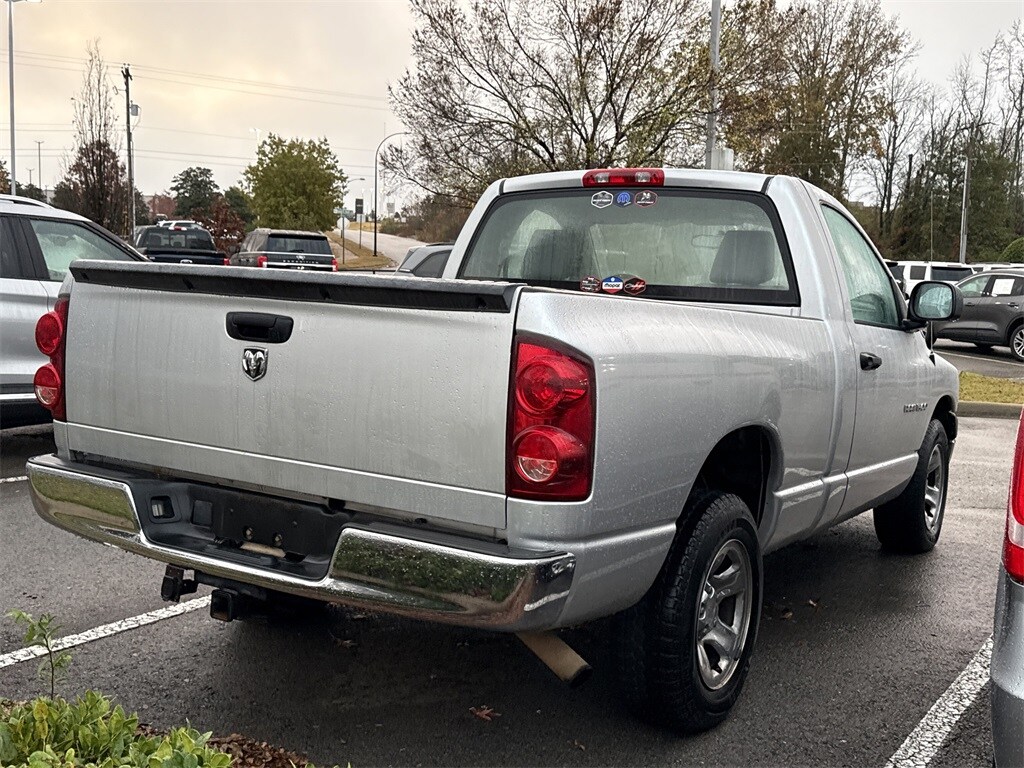 2007 Dodge Ram ST photo 4