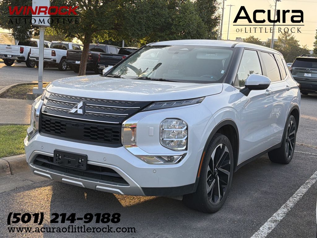2024 Mitsubishi Outlander
