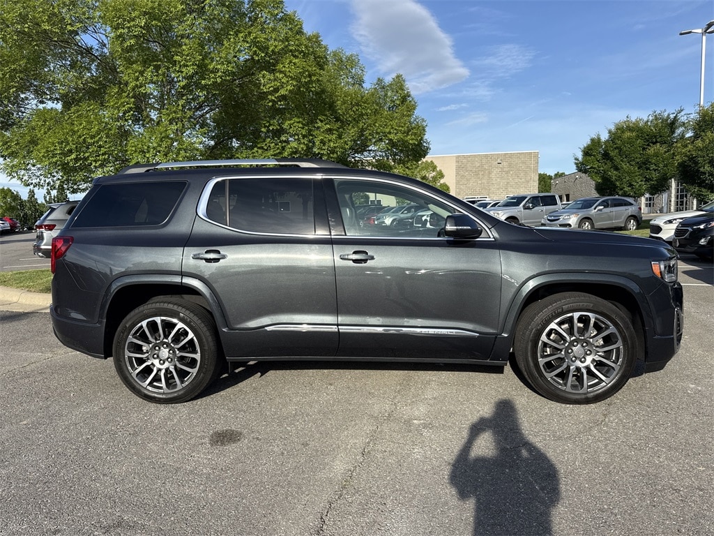 Used 2022 GMC Acadia Denali with VIN 1GKKNXLS7NZ174994 for sale in Little Rock, AR