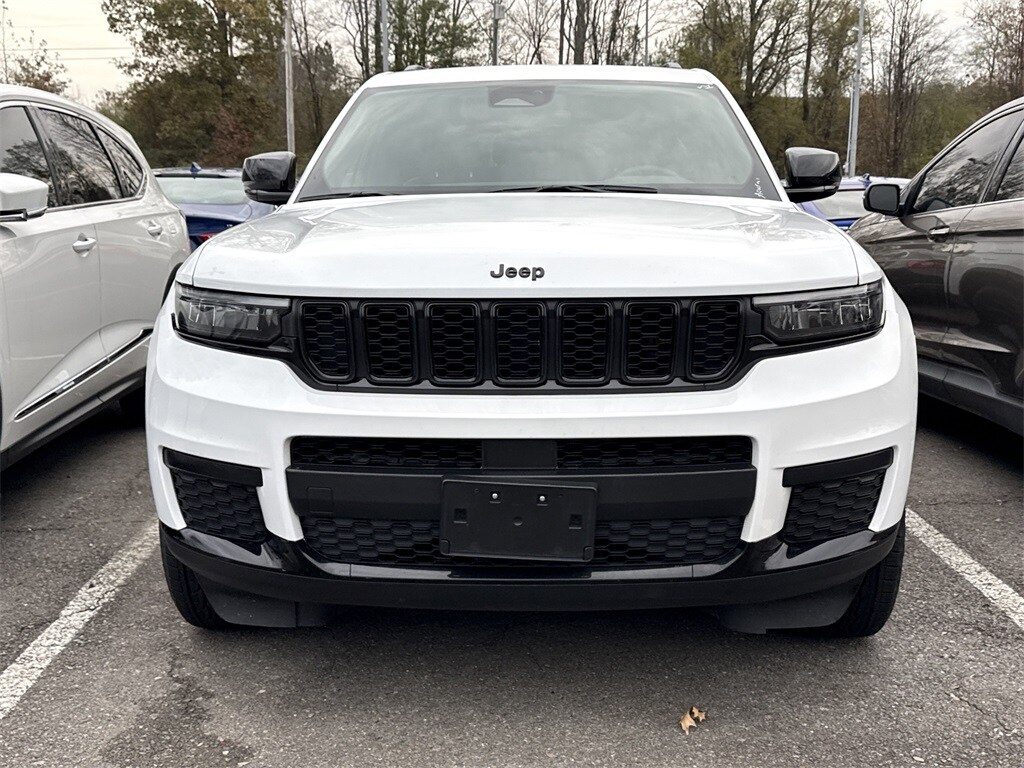 2024 Jeep Grand Cherokee Laredo photo 2