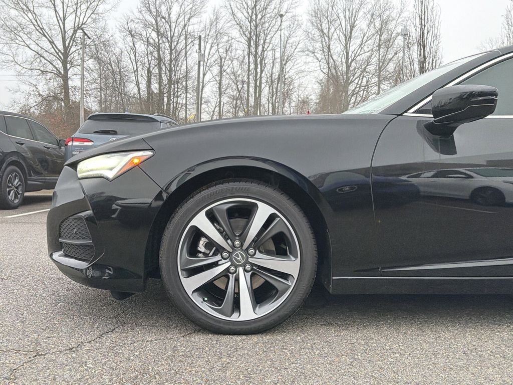 2025 Acura TLX 9