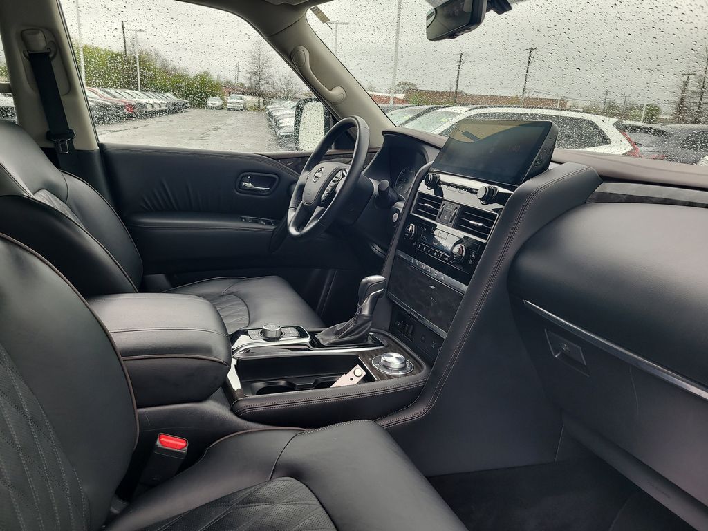 2023 Nissan Armada Platinum - Photo 29