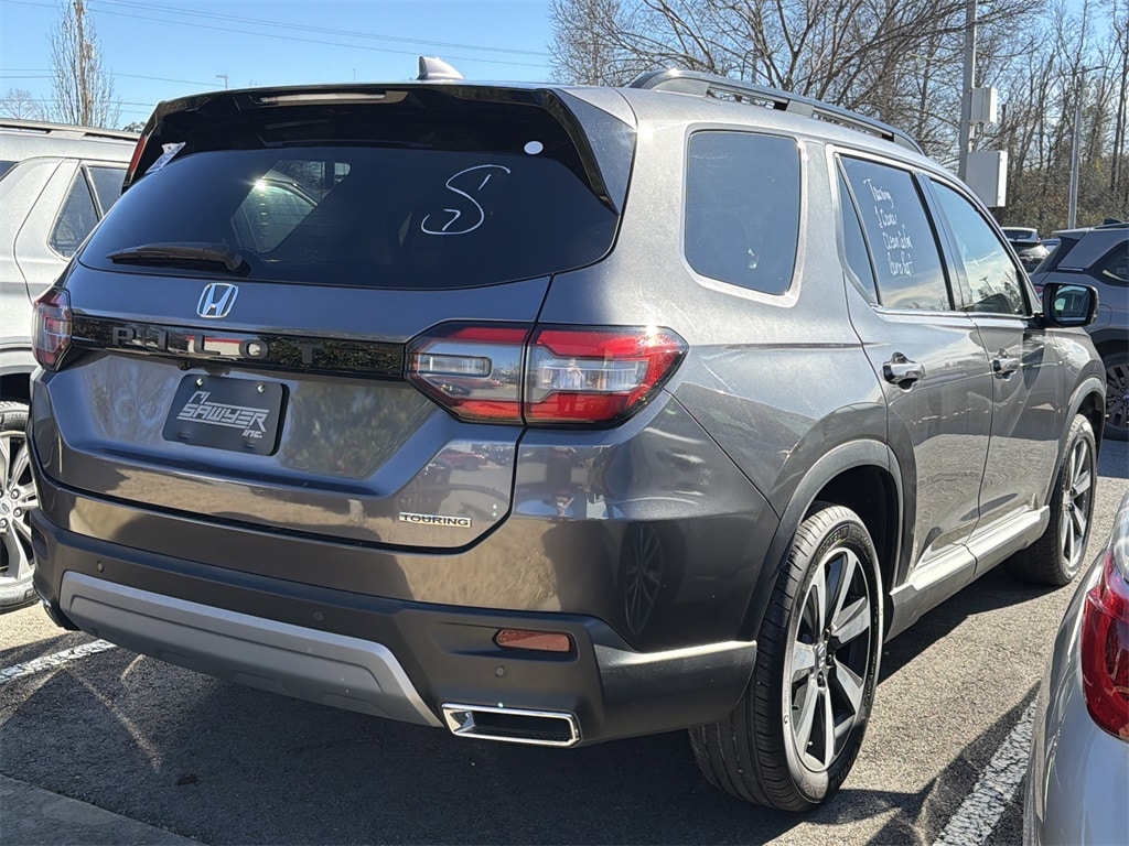 Used 2024 Honda Pilot Touring SUV