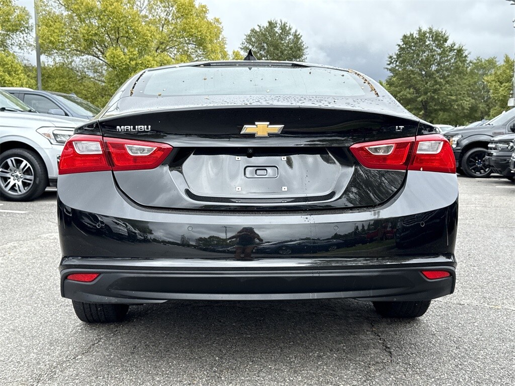 2024 Chevrolet Malibu 1LT photo 4