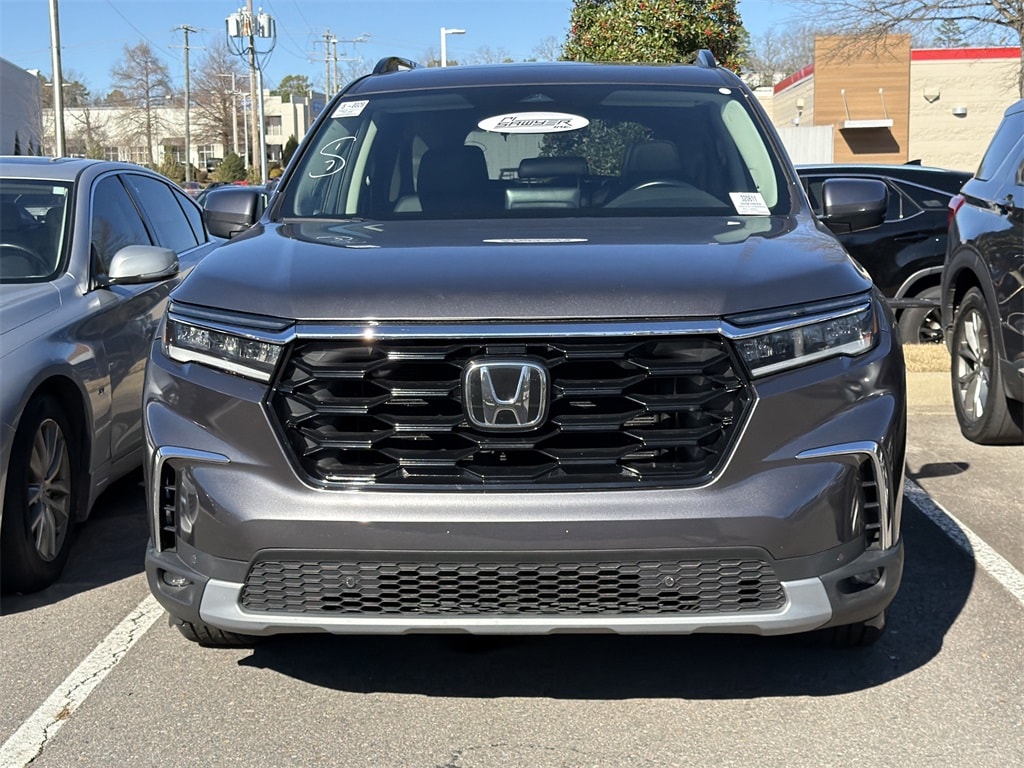 Used 2024 Honda Pilot Touring SUV