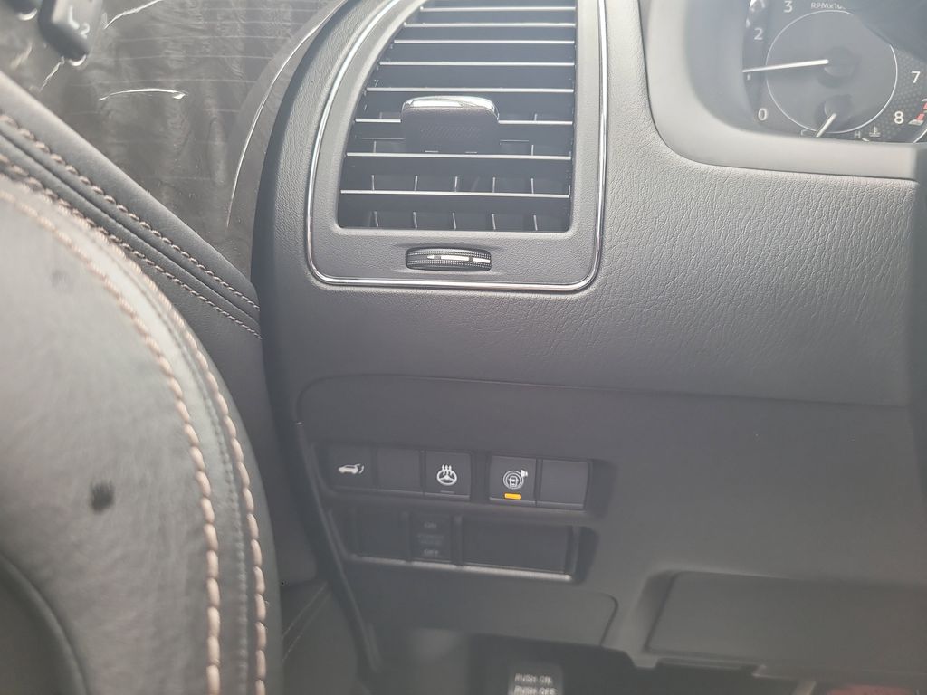 2023 Nissan Armada Platinum - Photo 17