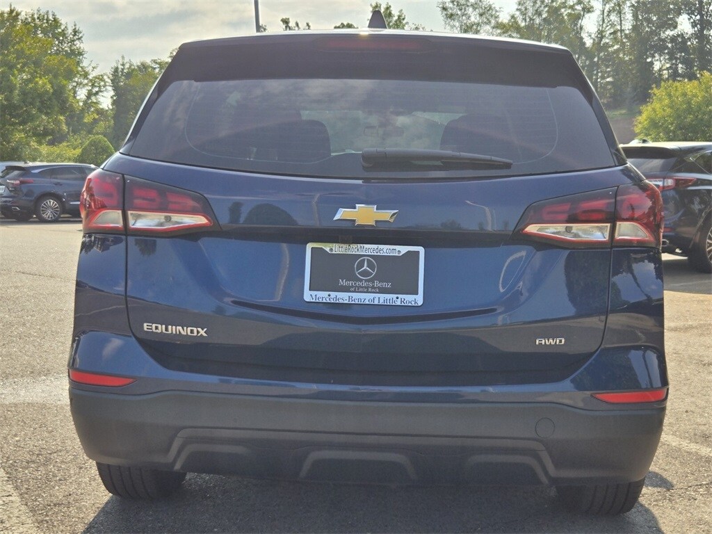 2023 Chevrolet Equinox LS photo 4