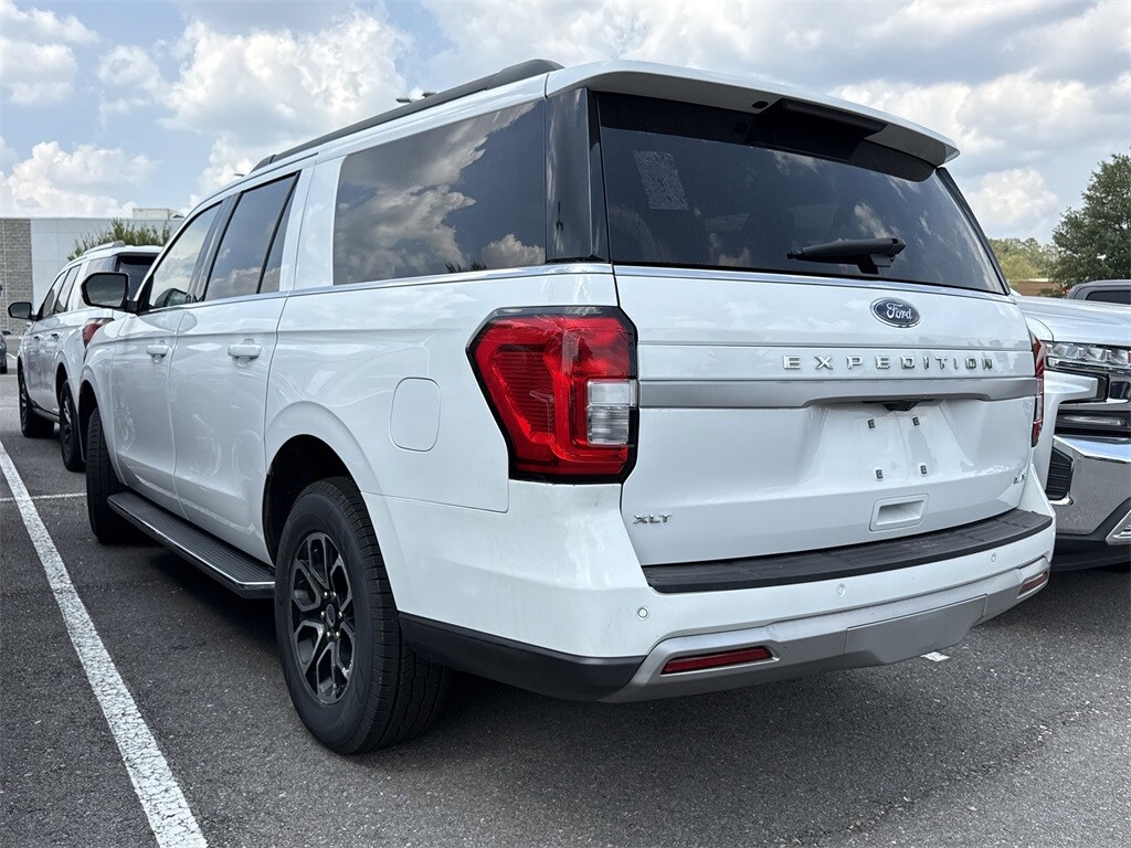 2023 Ford Expedition MAX XLT photo 3