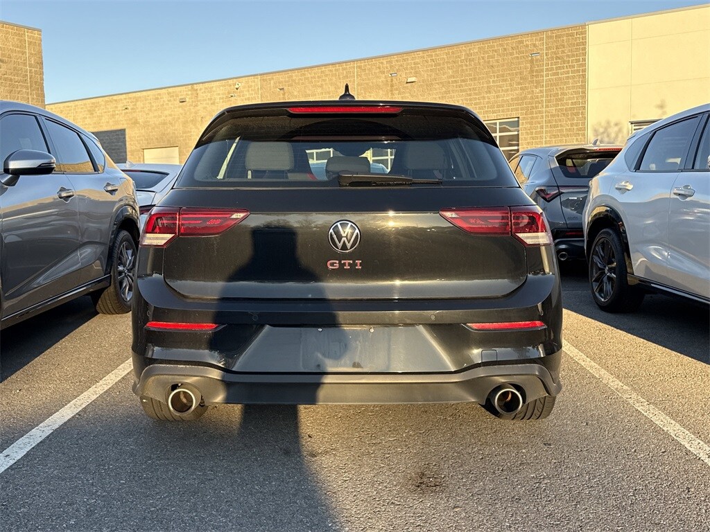 2024 Volkswagen Golf GTI S photo 4