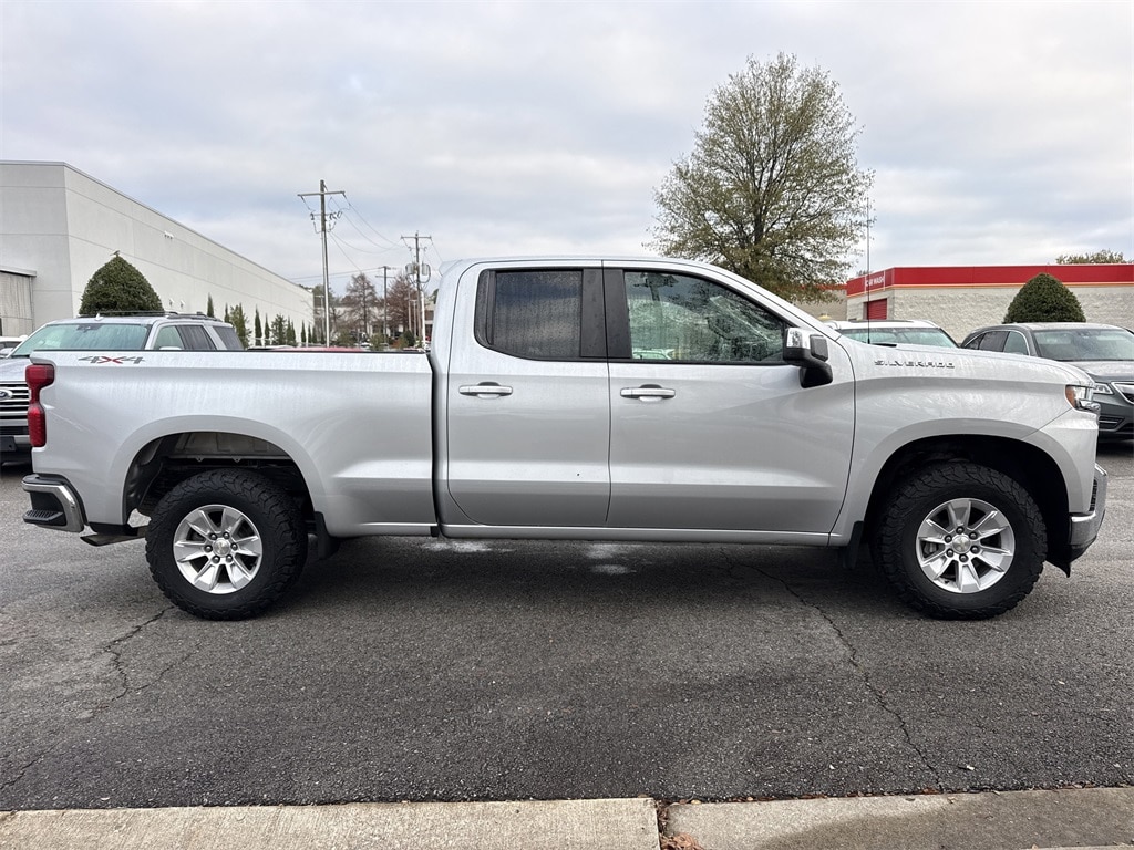 Used 2020 Chevrolet Silverado 1500 LT with VIN 1GCRYDED8LZ148917 for sale in Little Rock