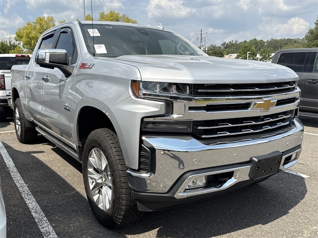 2021 Chevrolet Silverado 1500 LTZ photo 3