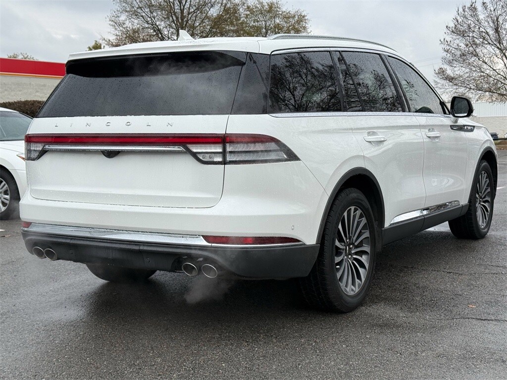2020 Lincoln Aviator Reserve photo 3