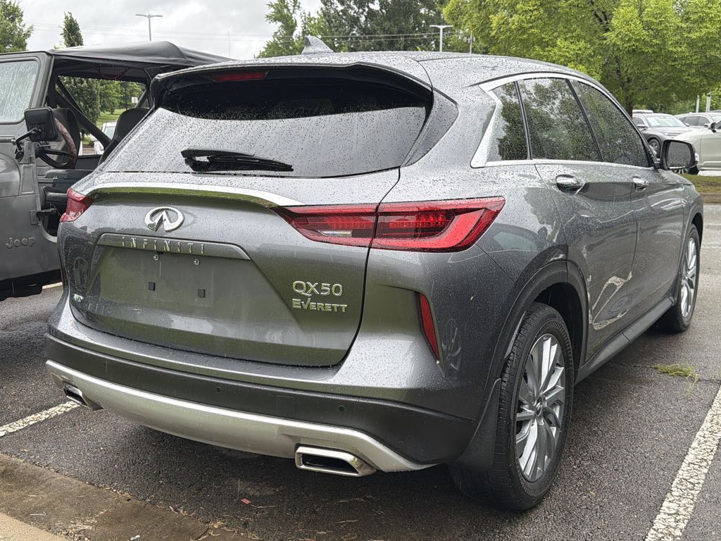 2025 INFINITI QX50 Pure - Photo 8