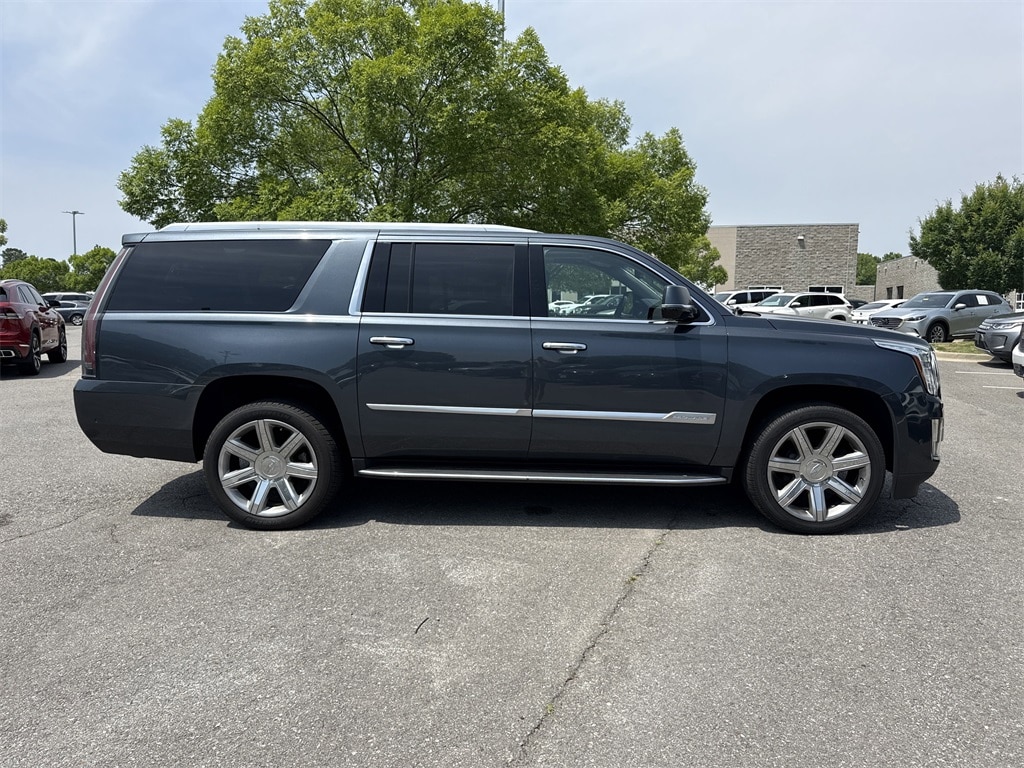 Used 2020 Cadillac Escalade ESV Luxury with VIN 1GYS4HKJ5LR153100 for sale in Little Rock, AR