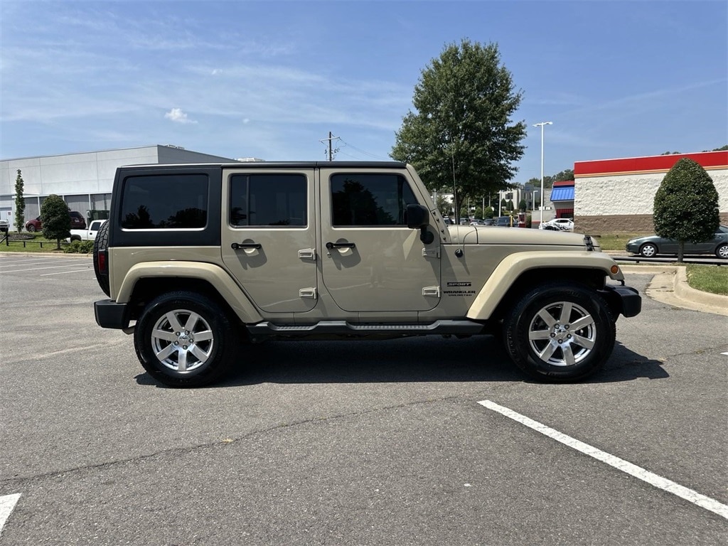 Used 2017 Jeep Wrangler Unlimited Sport S with VIN 1C4BJWDG4HL719214 for sale in Little Rock, AR