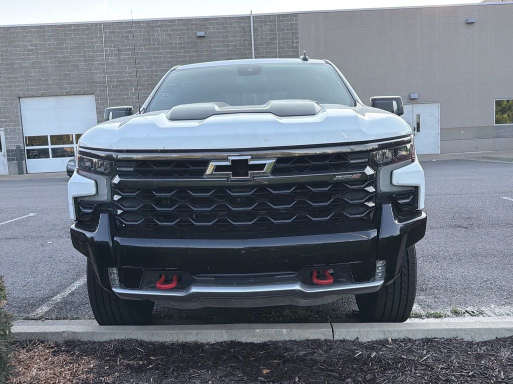 Used 2024 Chevrolet Silverado 1500 ZR2 with VIN 3GCUDHE8XRG343006 for sale in Little Rock