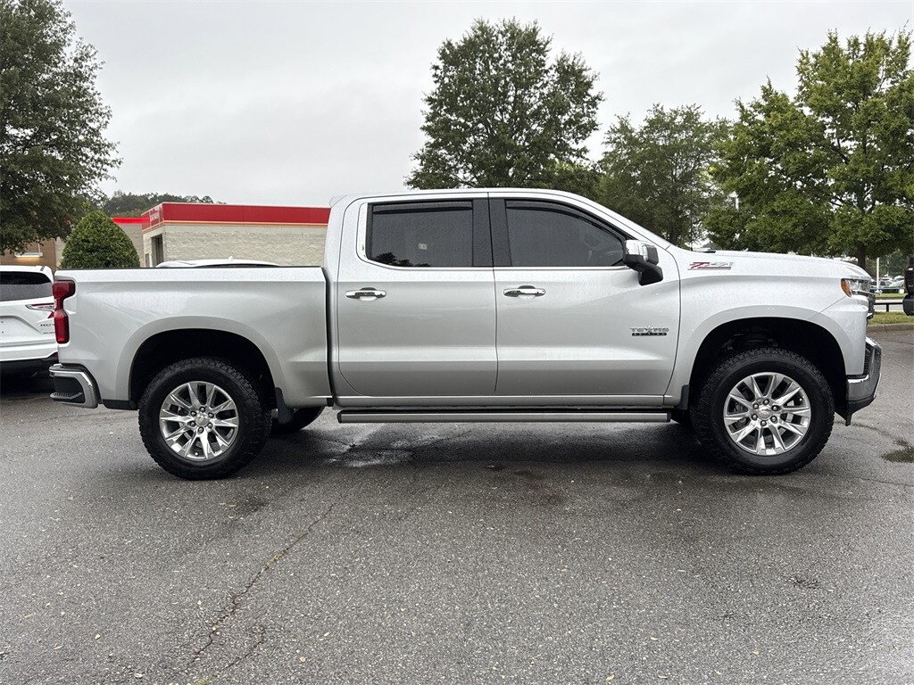 2021 Chevrolet Silverado 1500 LTZ photo 2