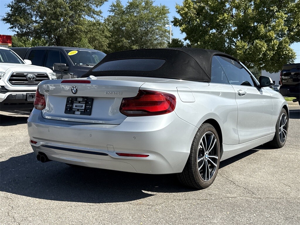 2020 Bmw 230i xDrive Convertible photo 3