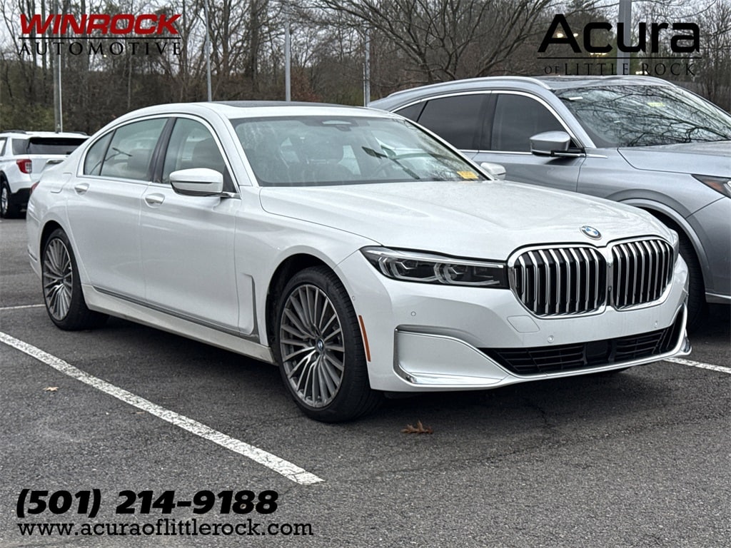 2022 BMW 7 Series 740i's photo