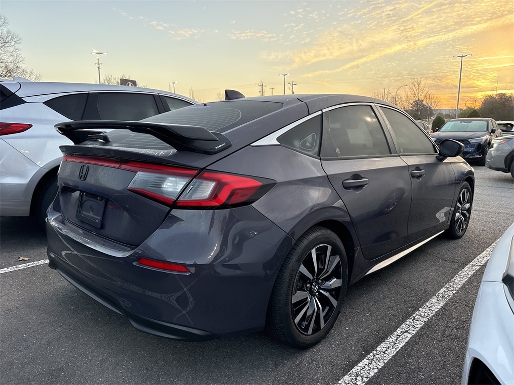 Used 2024 Honda Civic EX-L Hatchback