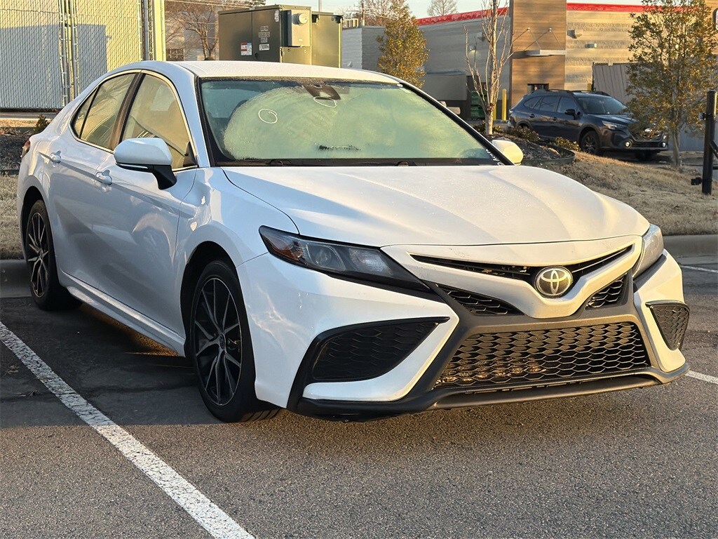 Used 2022 Toyota Camry SE Sedan