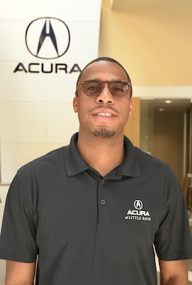 Staff member Antonio Davis from 4bf9cec30a87