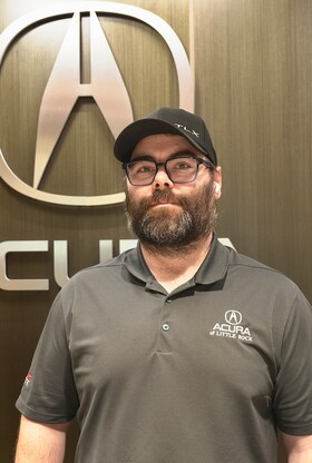 Staff member James Masters from 894f86ef3f15