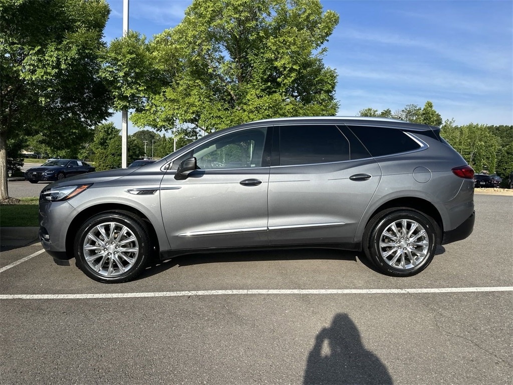 Used 2021 Buick Enclave Essence with VIN 5GAERBKW8MJ115133 for sale in Little Rock, AR