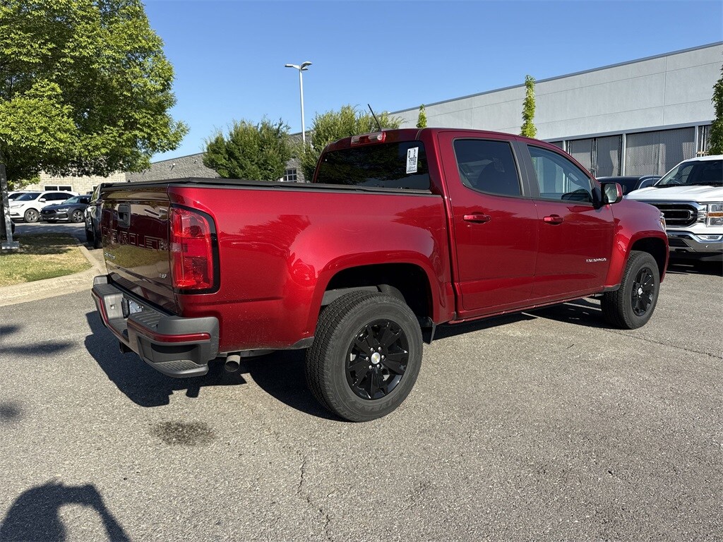 2022 Chevrolet Colorado LT photo 3