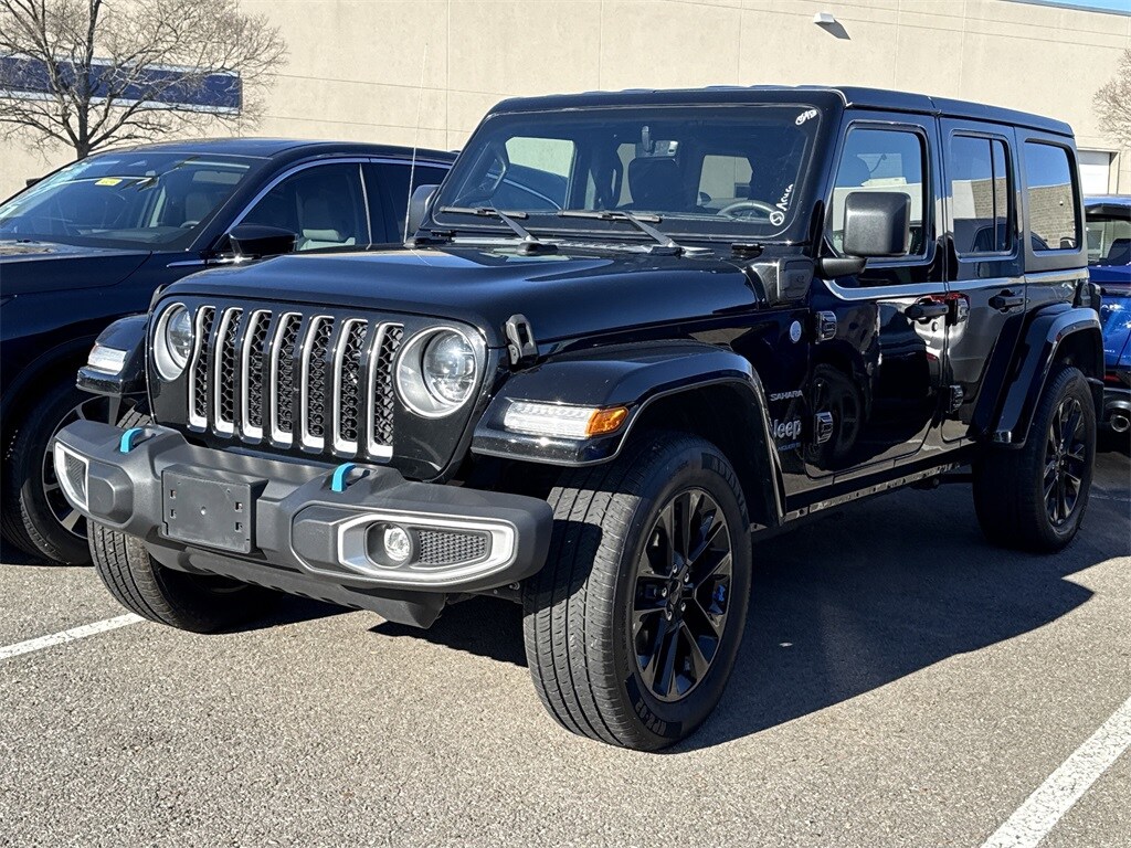 2023 Jeep Wrangler 4xe Sahara photo 3