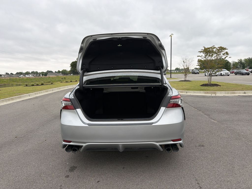 2022 Toyota Camry XSE - Photo 19