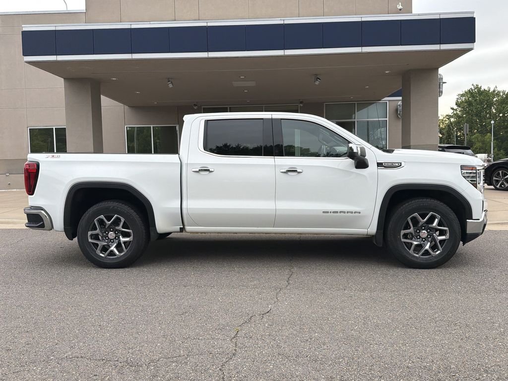 Used 2025 GMC Sierra 1500 SLT with VIN 3GTUUDED4SG270260 for sale in Little Rock