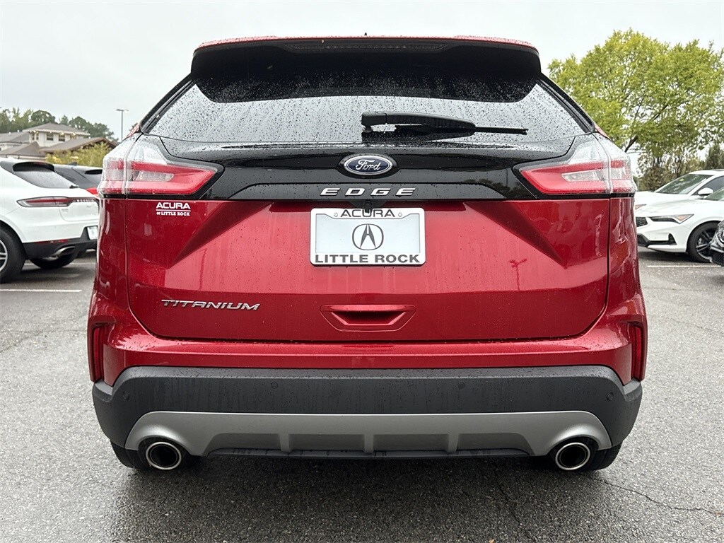 2021 Ford Edge Titanium photo 4