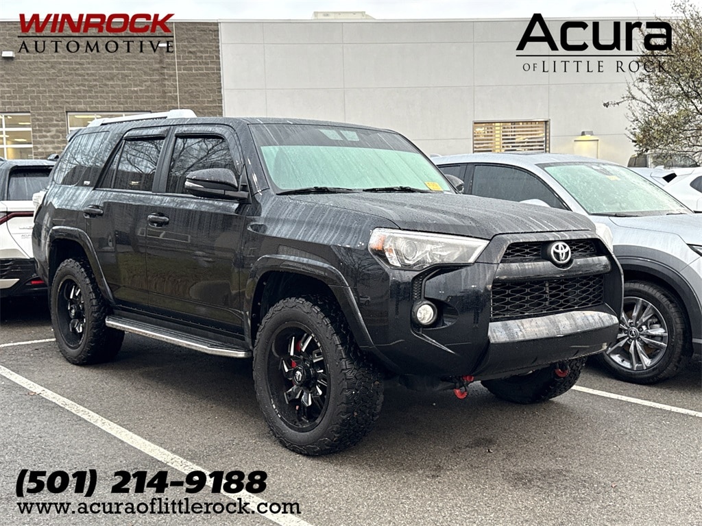 2016 Toyota 4Runner SR5 Premium's photo