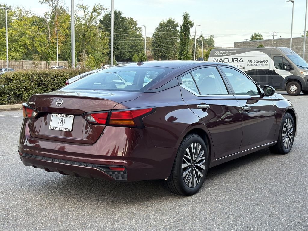 Used 2025 Nissan Altima SV Sedan