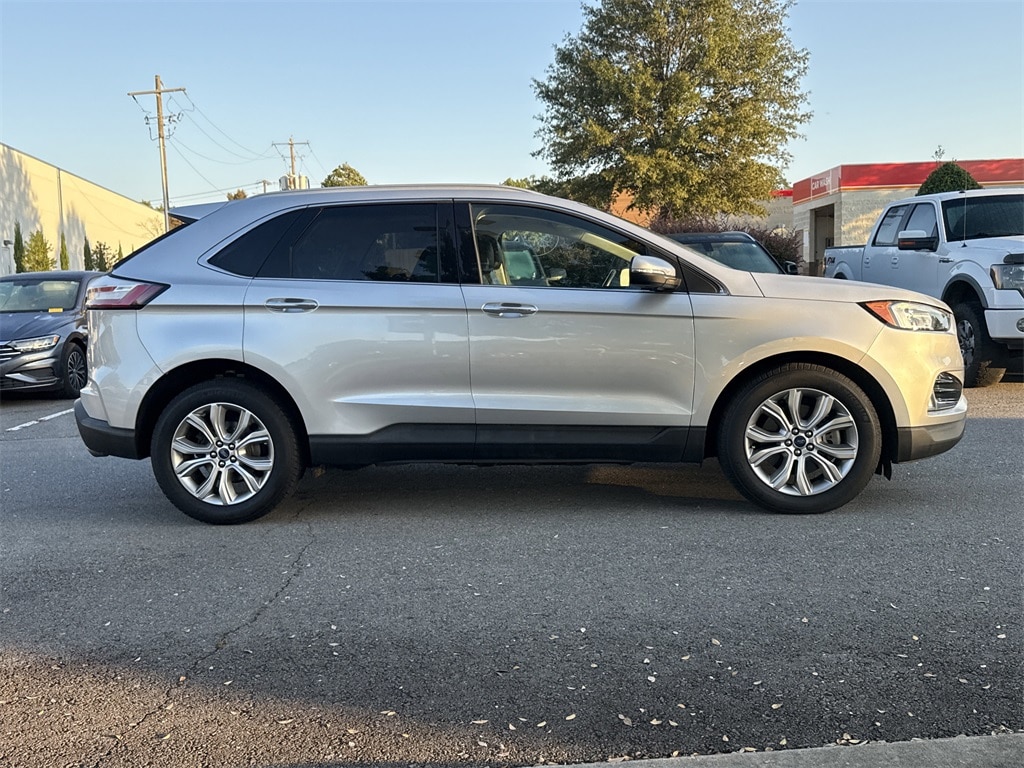 Used 2019 Ford Edge Titanium SUV