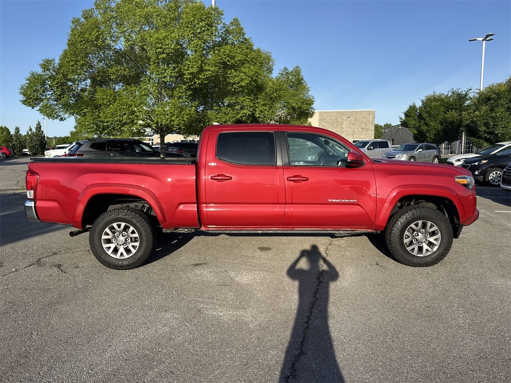 Used 2016 Toyota Tacoma SR5 with VIN 5TFDZ5BN3GX005921 for sale in Little Rock