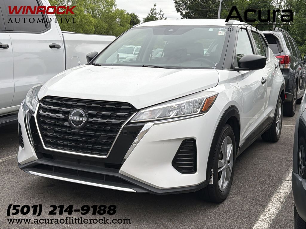 2024 Nissan Kicks S