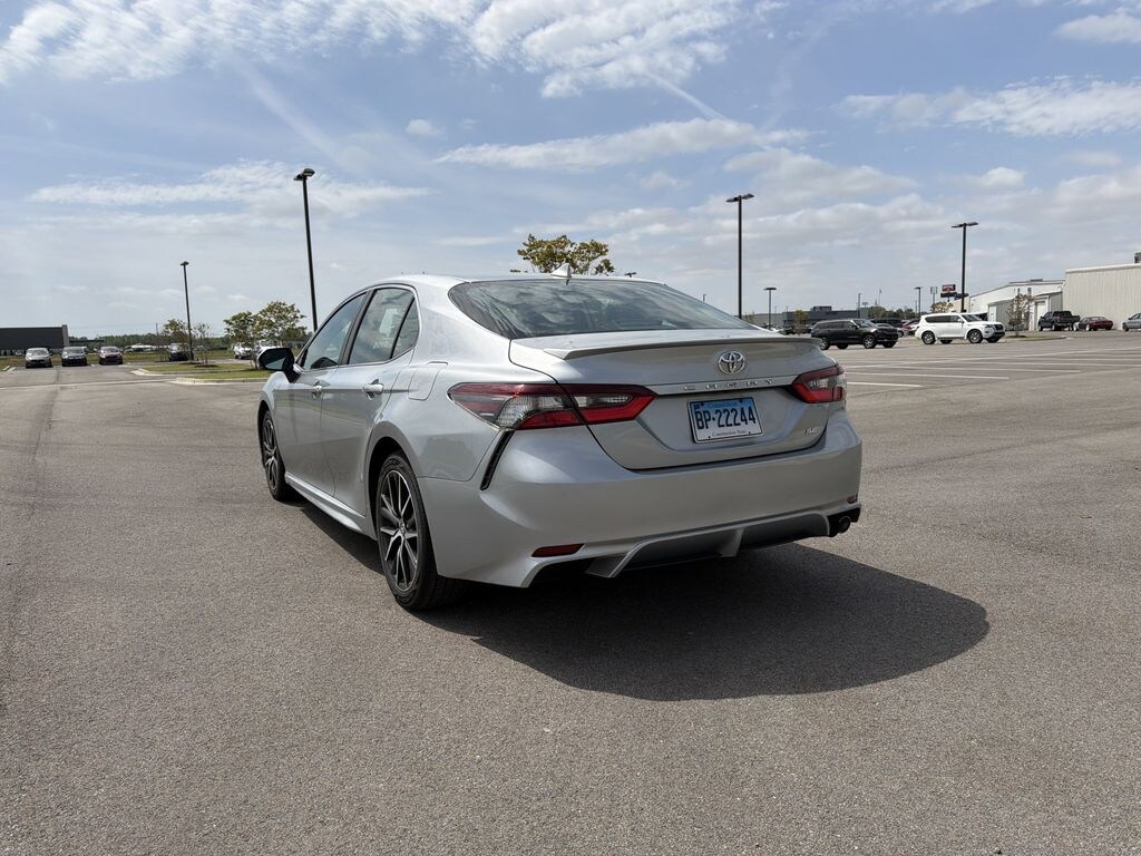 Used 2023 Toyota Camry SE Sedan