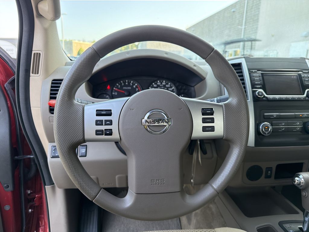 2016 Nissan Frontier 21