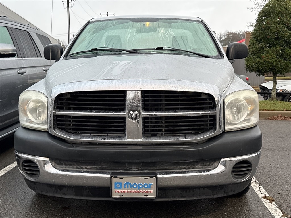 Used 2007 Dodge Ram 1500 Pickup ST with VIN 1D7HA16K17J586040 for sale in Little Rock