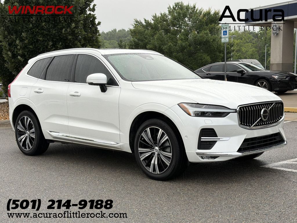 2023 Volvo XC60 B6 Ultimate Bright Theme AWD's photo