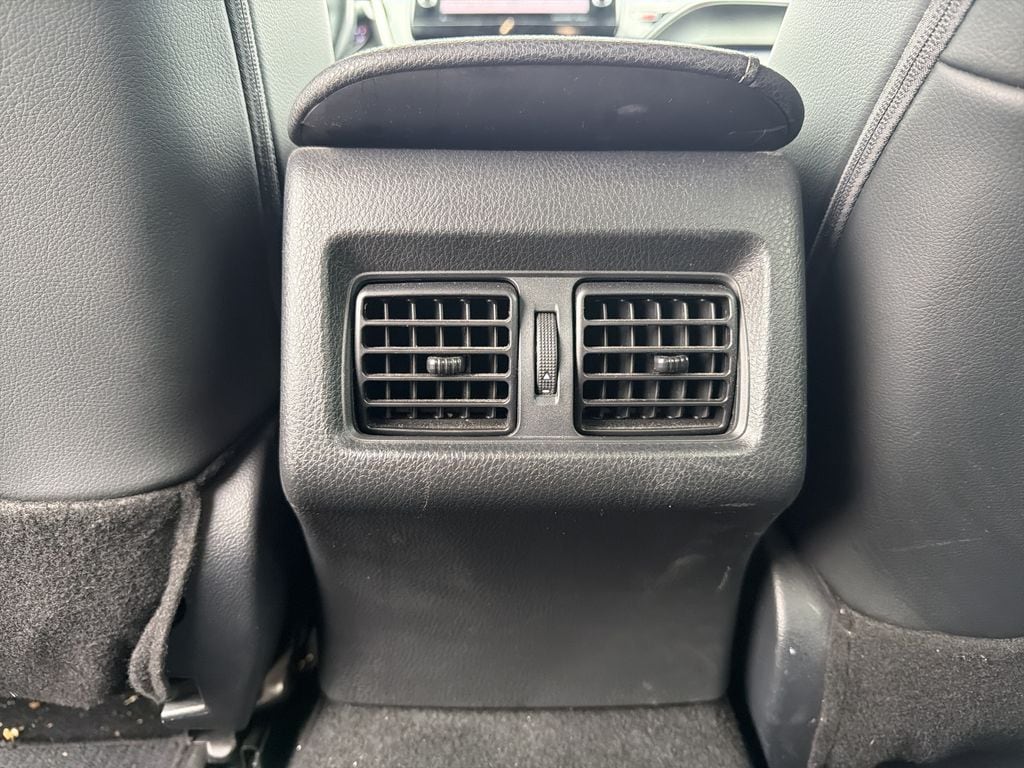 2022 Toyota Camry XSE - Photo 22