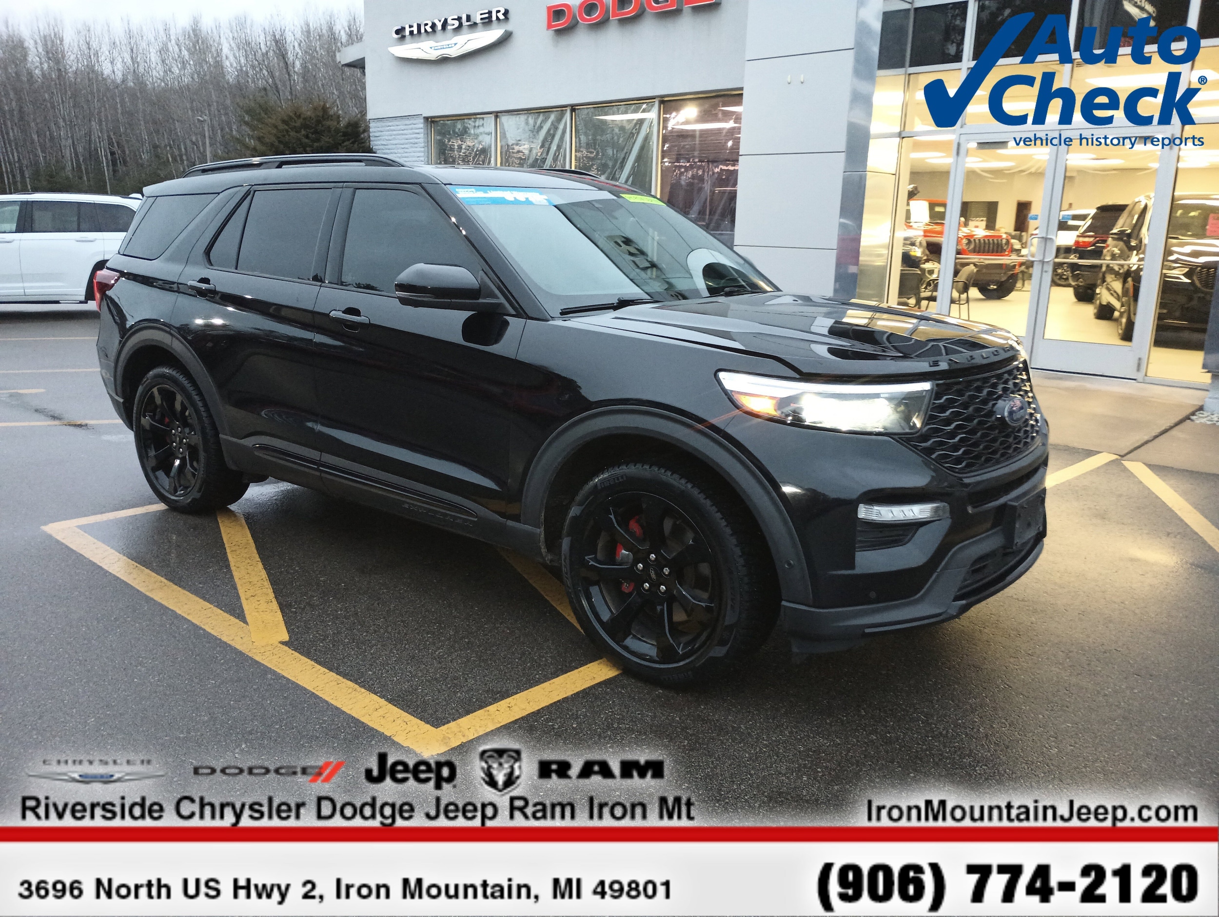 2020 Ford Explorer ST's photo