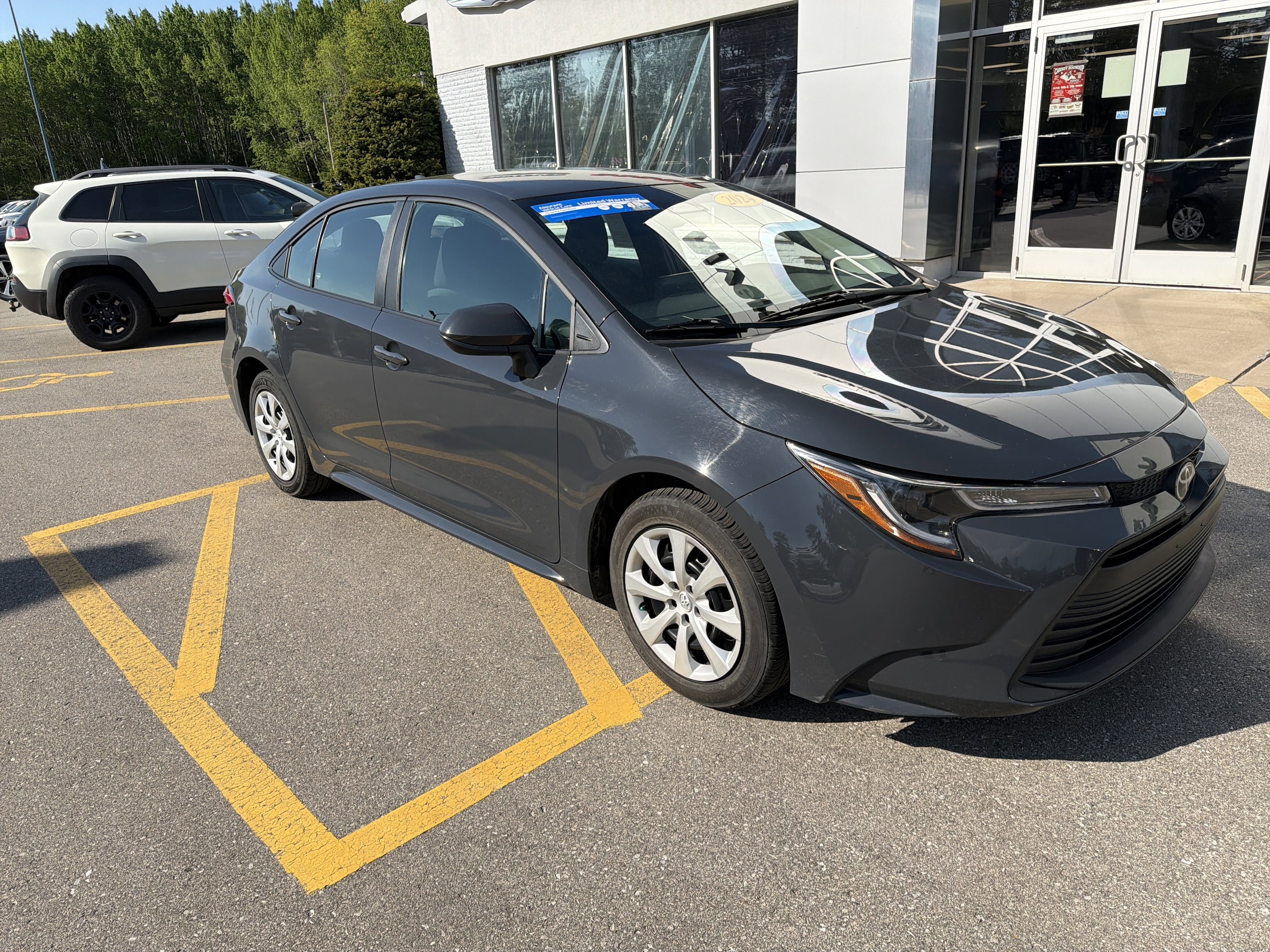 2024 Toyota Corolla LE CVT's photo