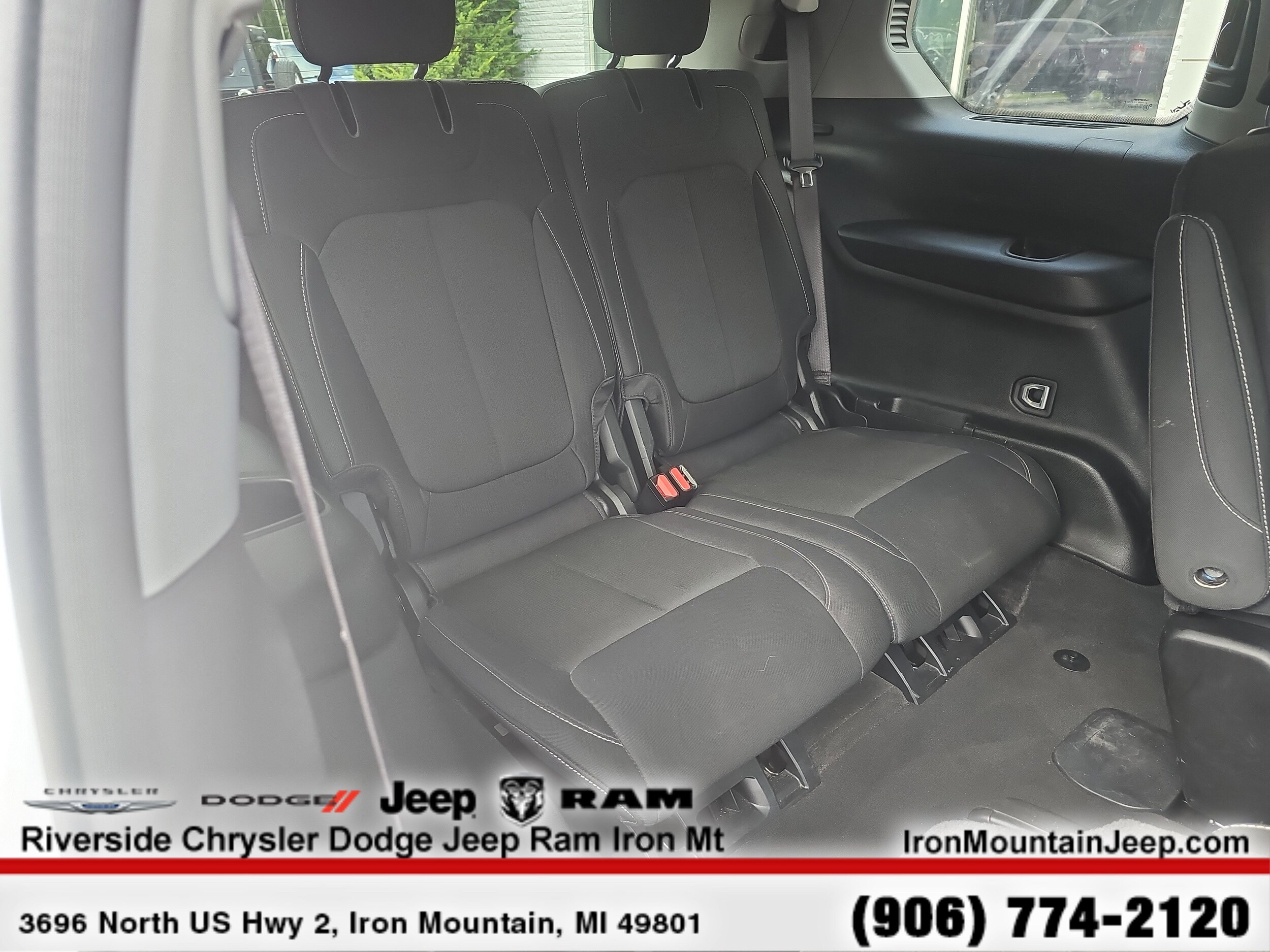 2023 Jeep Grand Cherokee L Laredo - Photo 27