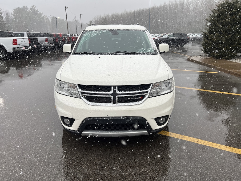Used 2019 Dodge Journey SE SUV